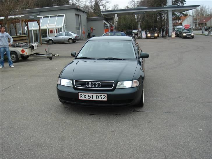 Audi A4 2.6 V6 ( Solgt ) billede 5