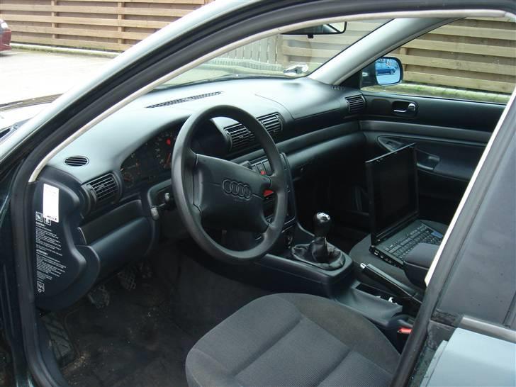 Audi A4 2.6 V6 ( Solgt ) billede 11