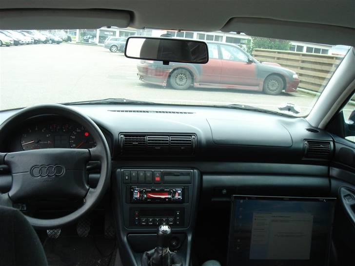 Audi A4 2.6 V6 ( Solgt ) billede 14