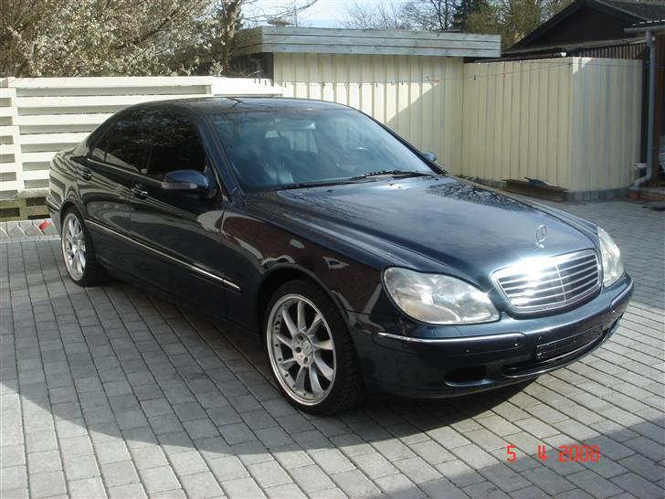 Mercedes Benz S320 Keyless Go *TSkadet* - Man skal bruge hjernen for at køre med stjernen billede 1