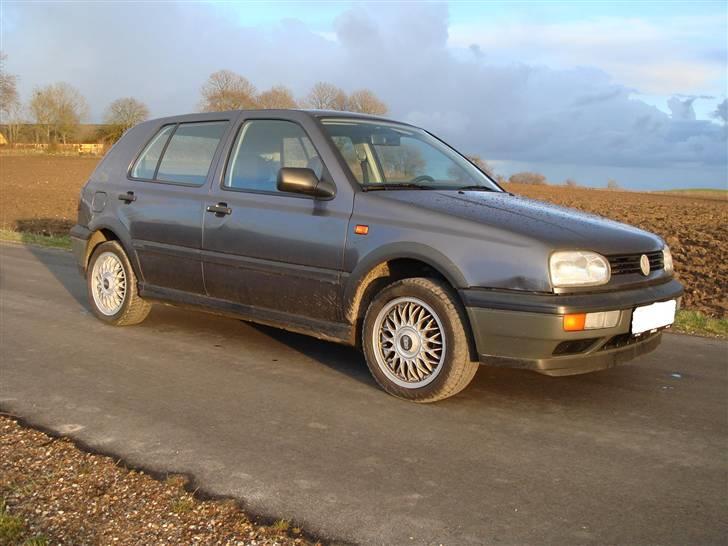 VW Golf III GTD ** SOLGT** billede 2