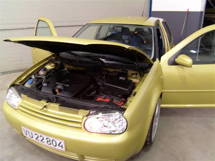 VW 1.9 TDI (Total skadet) billede 9