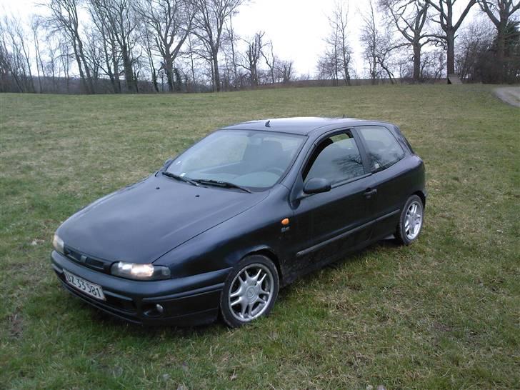 Fiat Bravo GT SOLGT - Den er jo Pæn... Men dog beskidt billede 2