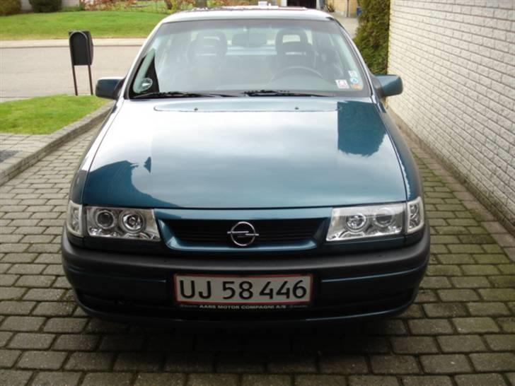 Opel SOLGT Vectra 1,8 i billede 1