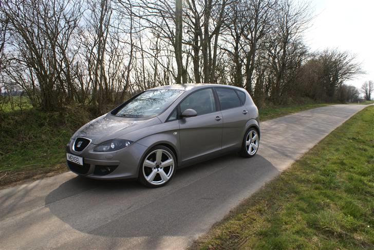 Seat Altea 1,9 TDI - Org Xenon - Da fælgene var "standart"... billede 3