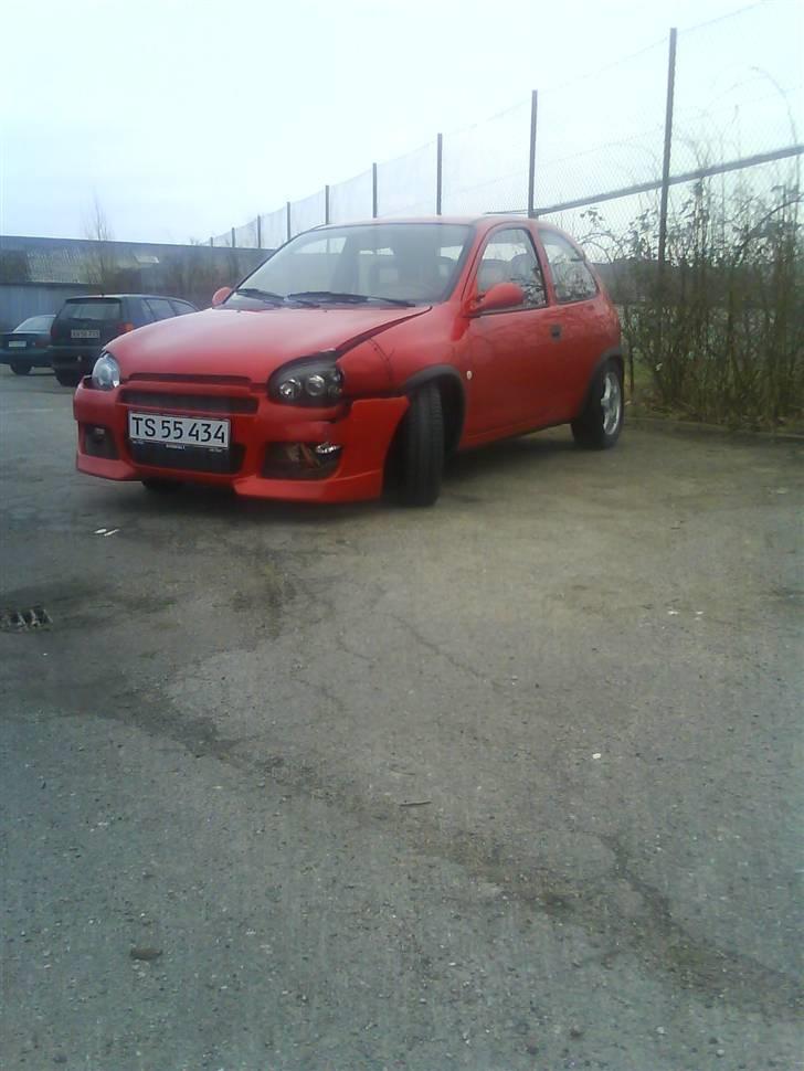 Opel Corsa b - TOTALSKADET billede 9