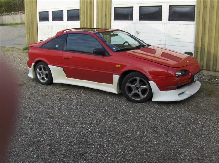 Nissan 100 nx  solgt - her er nissanen med skøret på ( de er ikke sat fast men bar lise sat på til billedet) billede 1