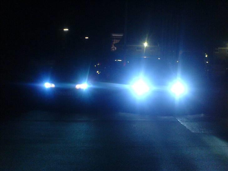 Ford Mondeo 1.8 16v clx SOLGT - det er min til højre billede 8