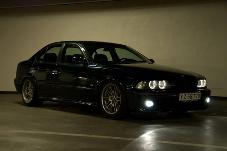 BMW E39 billede 1