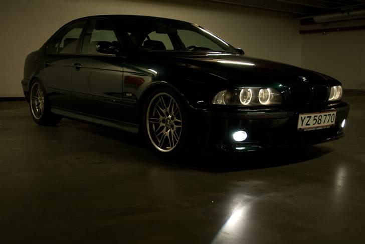 BMW E39 billede 2