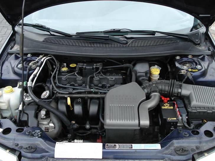 Chrysler Stratus  2.0 LE  billede 10