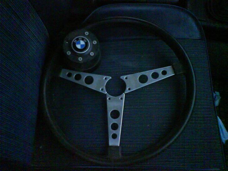 BMW 2002 *SOLGT* billede 12