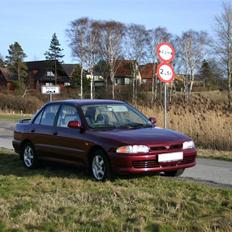 Mitsubishi Lancer GLXi