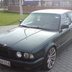 BMW 525I