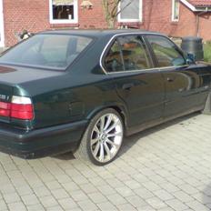 BMW 525I