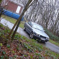 BMW E34 524 TD (SOLGT)