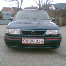 Opel Vectra a 2,0 16v  byttet