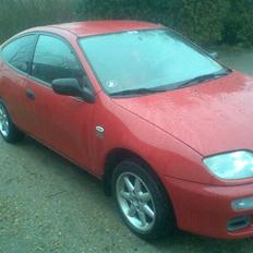 Mazda 323 C - solgt -