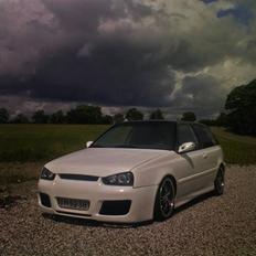 VW Golf 3  1.8 Black / White