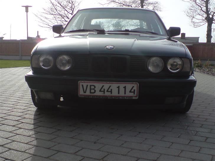 BMW 525I - gammel front billede 4