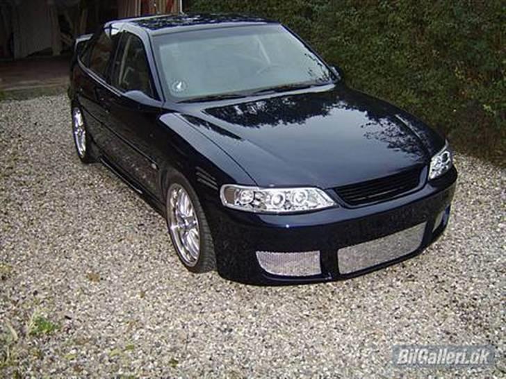 Opel vectra b billede 1