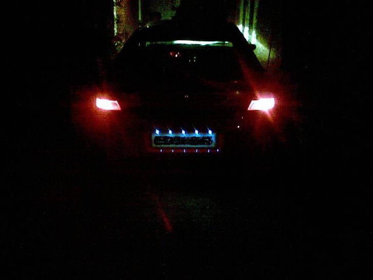 Mazda 323F GLX solgt billede 9