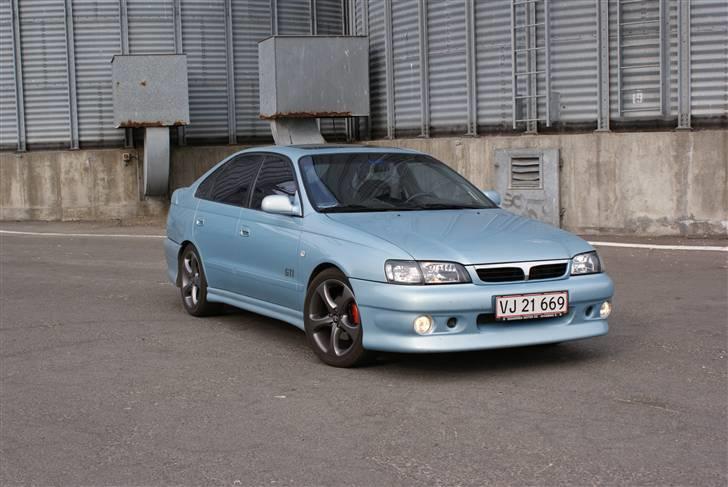 Toyota Carina E GTI   billede 1