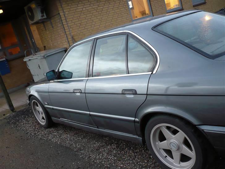 BMW E34 524 TD (SOLGT) billede 16