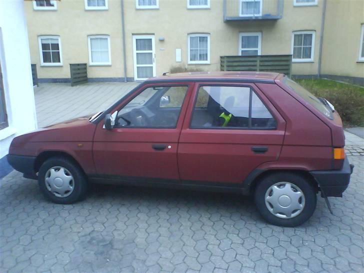 Skoda favorit. (Solgt) billede 2