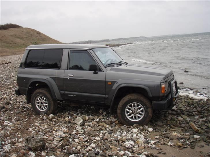 Nissan patrol GR Y 60 billede 1