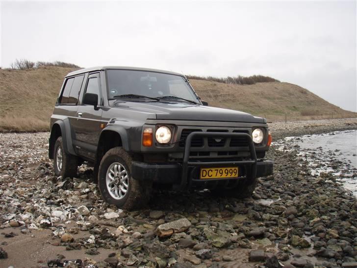 Nissan patrol GR Y 60 billede 2