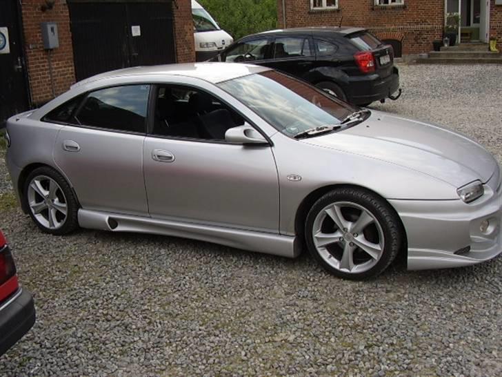 Mazda 323F billede 2