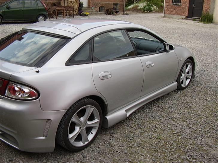 Mazda 323F billede 7