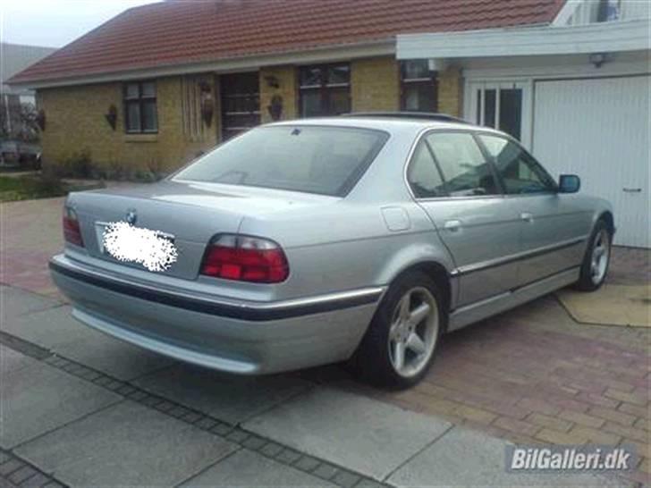 BMW 730i V8 Gangster billede 3