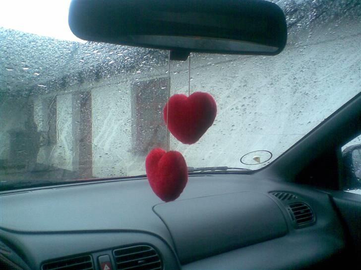 Mazda 323 C - solgt - billede 7