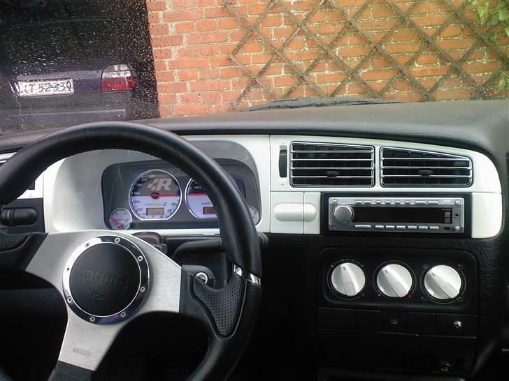 VW Golf 3  1.8 Black / White billede 10