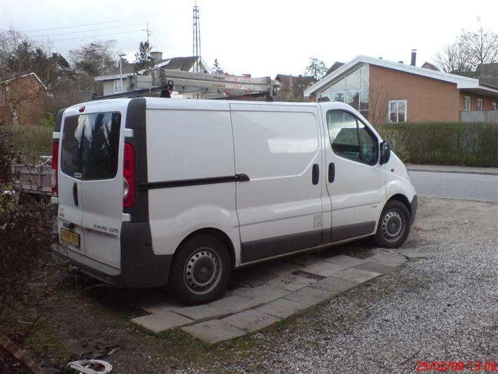 Opel vivaro billede 2