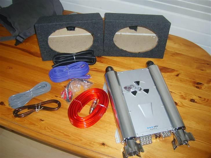 Fiat brava SOLGT - Her er min ny forstærker, højtaler kasser og kabler billede 10