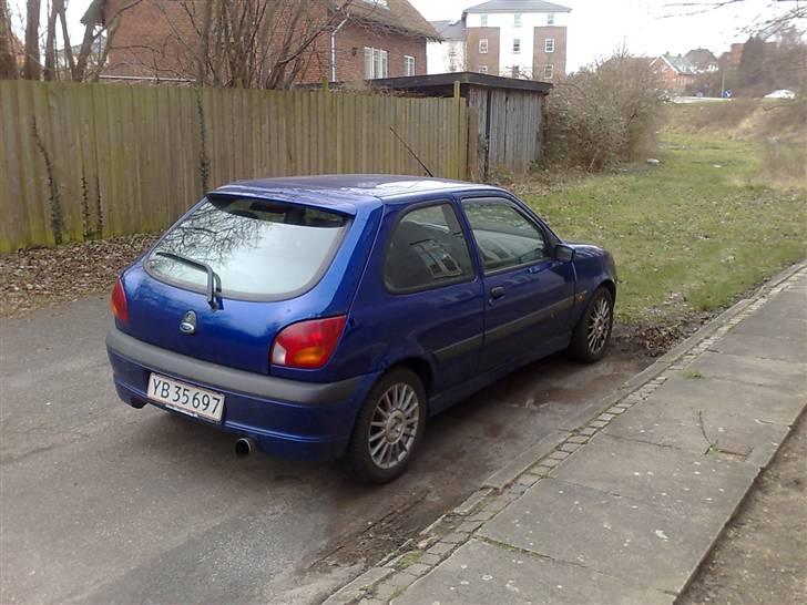 Ford fiesta 1,6 sport 16v billede 4