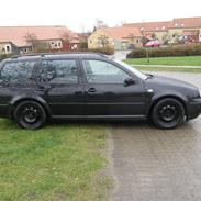 VW golf 4 TDI variant (SOLGT