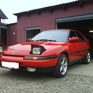Mazda 323F  *** Solgt ***
