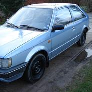 Mazda 323 1,1 LX *Solgt*