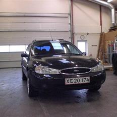 Ford Mondeo st-car (SOLGT)