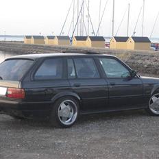 BMW E30 Touring stjålet