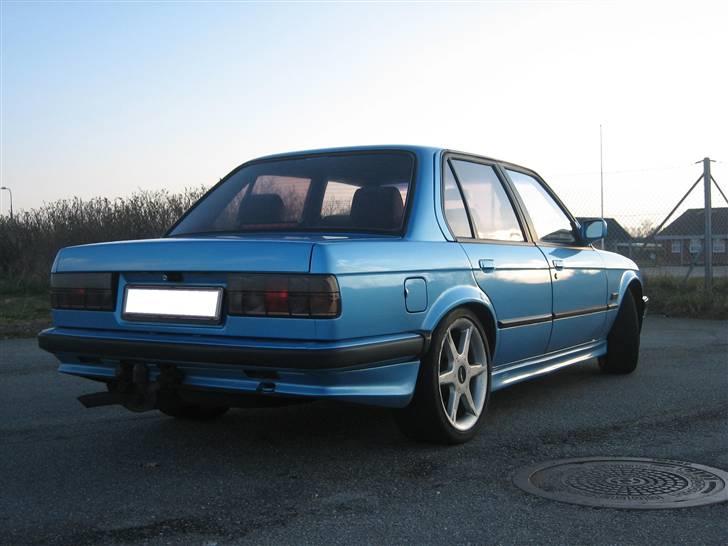 BMW                       E30 324td Zender billede 12