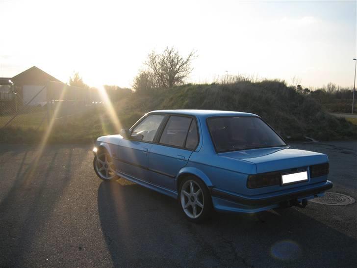 BMW                       E30 324td Zender billede 17