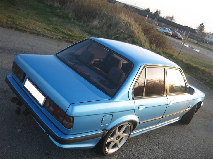 BMW                       E30 324td Zender billede 18