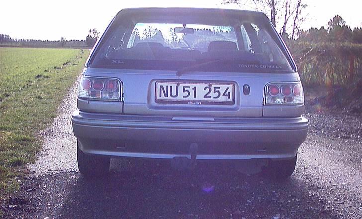 Toyota corolla 1.3 Xl - Lexuslygter - HOT eller NOT billede 7