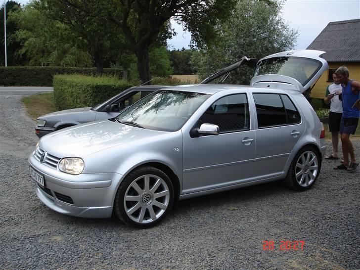 VW Golf 20v Turbo - Billede a golfen med de gamle rs4 fælg som i øvrigt er til salg billede 6