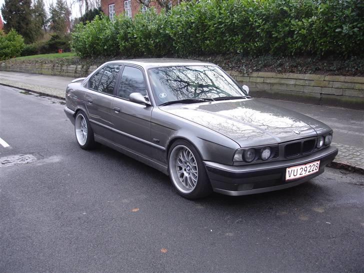 BMW 530i /// M5 SOLGT billede 1